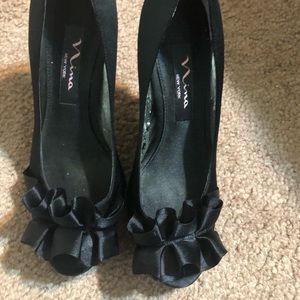 Women black hell size 5.5